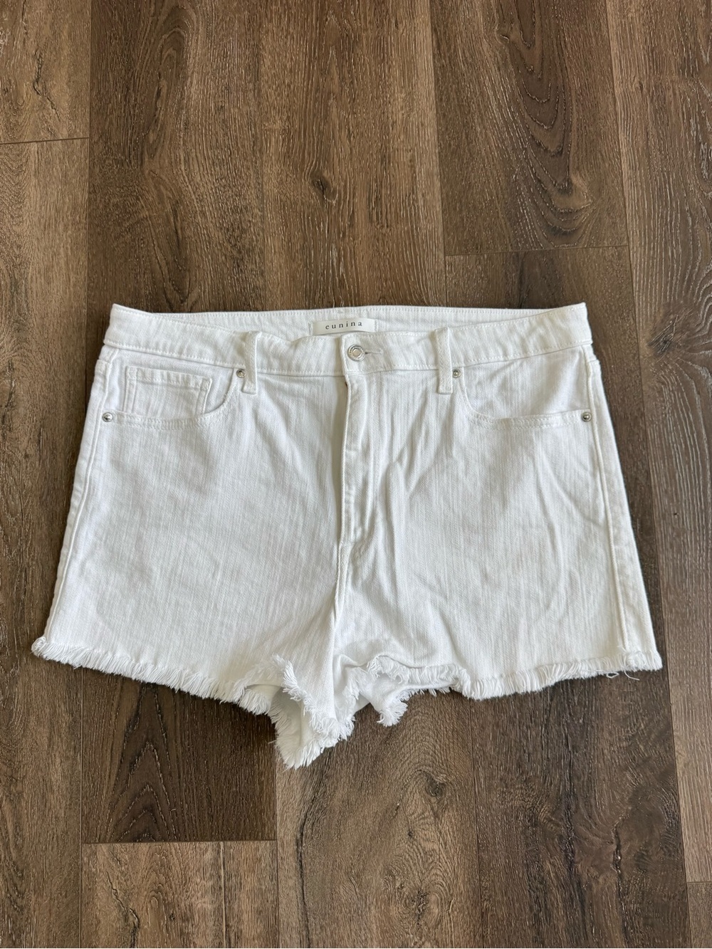 eunina White Denim Cutoff Shorts Jhorts Size XL